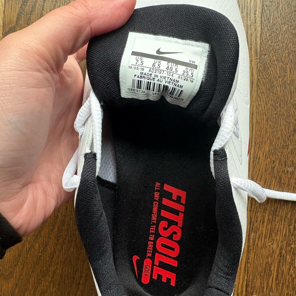 Men’s Nike golf shoes - Picture 4 of 5